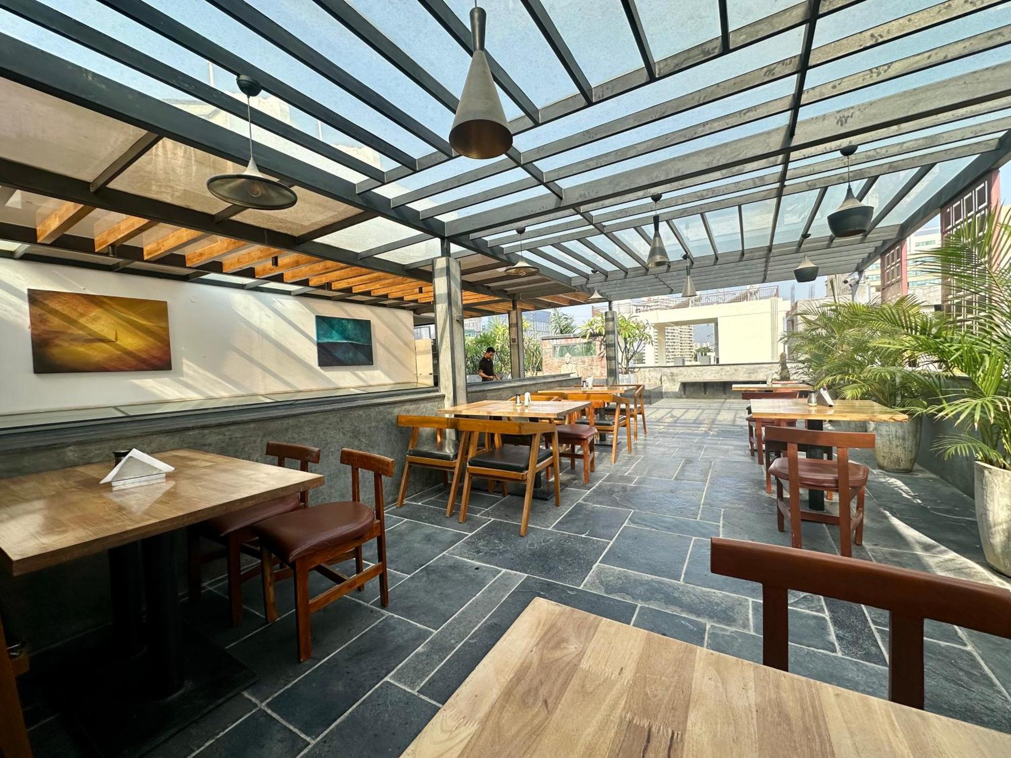 Aura Corporate Suites Bangalore Exterior photo